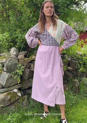 Paula wrap kjole Purple Mix Sissel Edelbo 